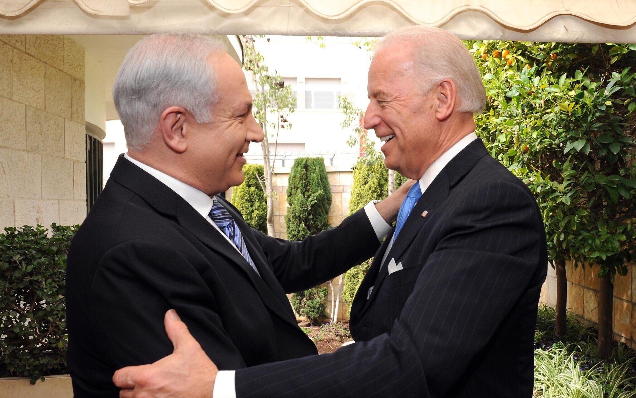 ABD, Netanyahu'yu Kurmatmaya Mı Çalışıyor?
