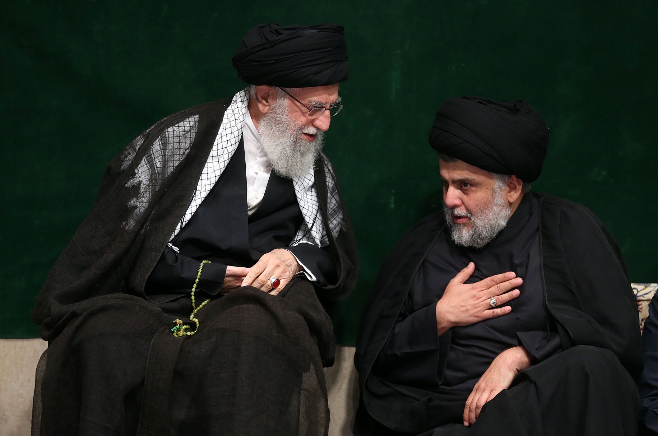 Ayetullah Hamaney'den Mukteda Sadr'a Mektup