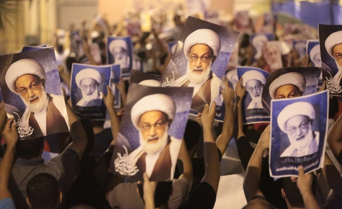 Bahreyn halkı Şeyh İsa için Meydanları terk etmiyor