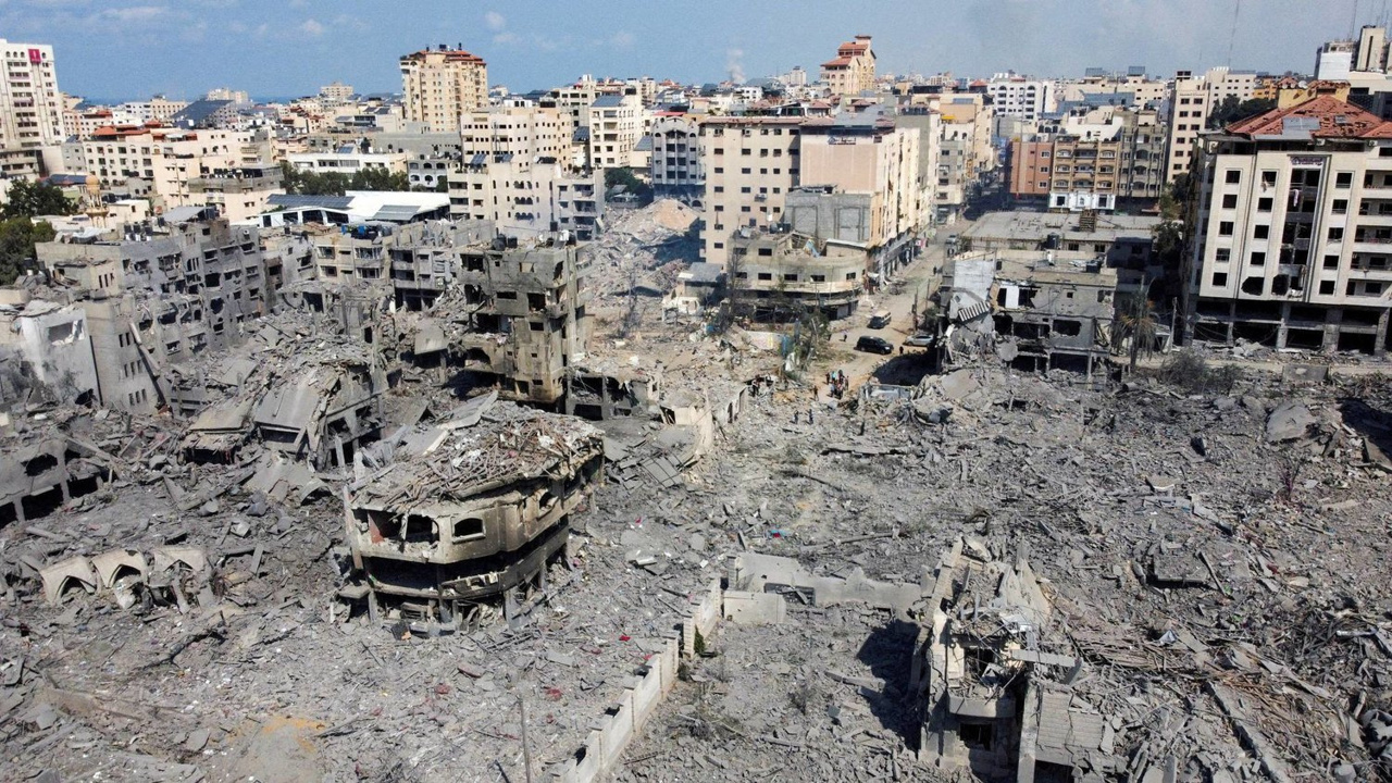 BM: Gazze'deki Konutların Yarısı Yok Edildi