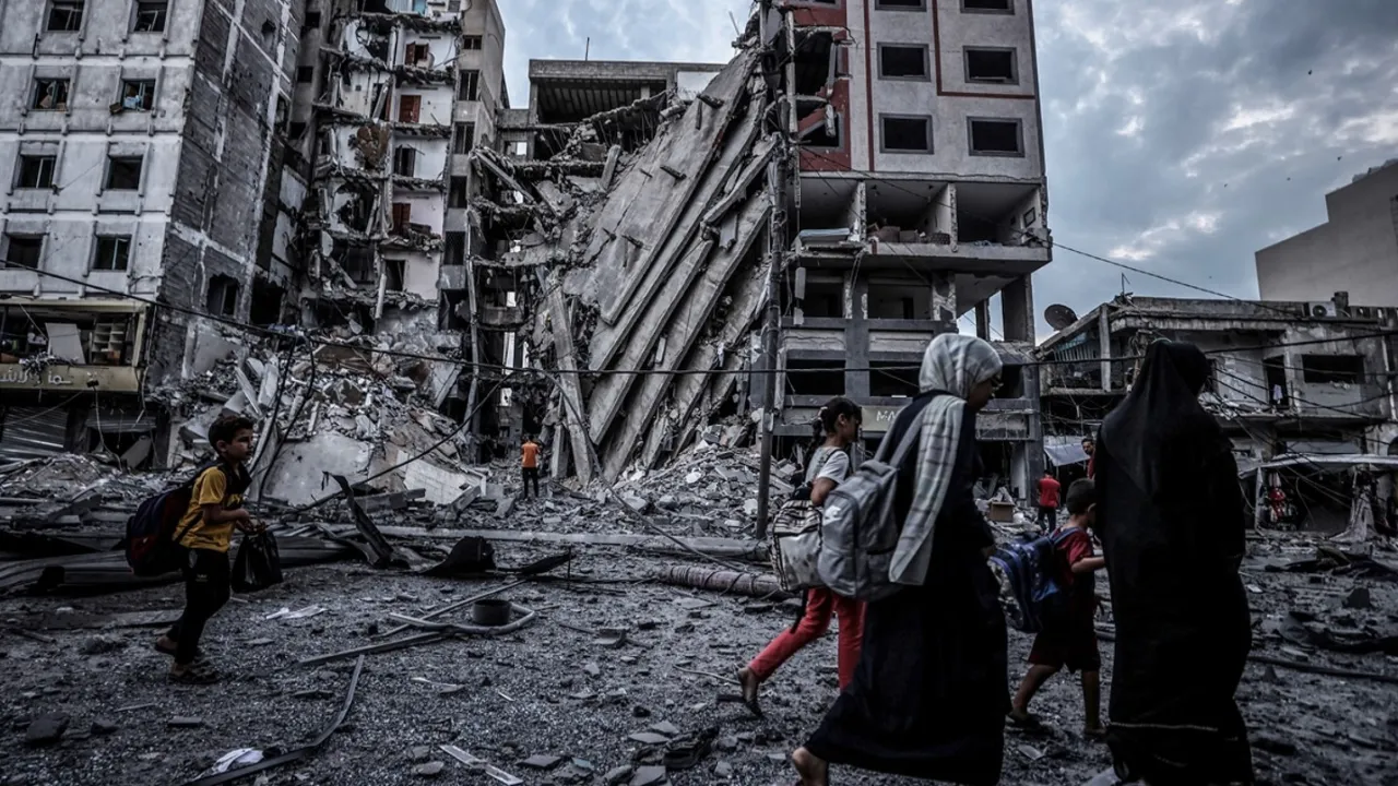 Bombalar ve Abluka Arasında Gazze'de Sağlık Krizi