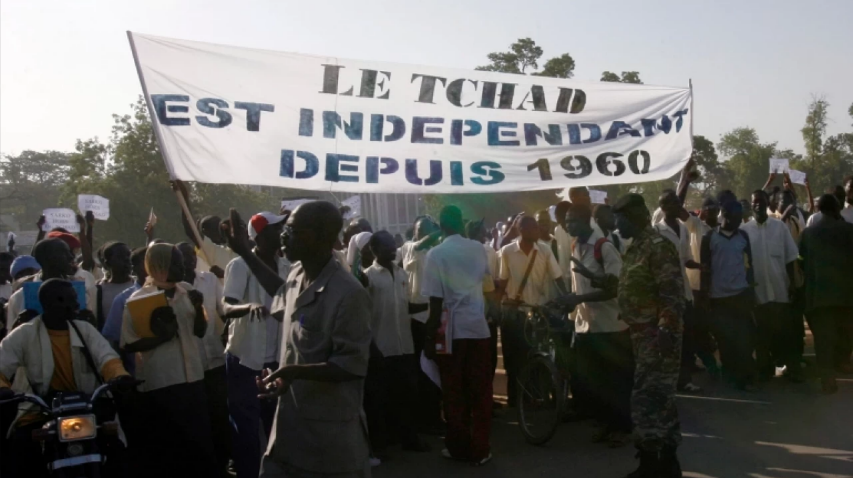 Çad Halkı Patladı: Fransa Defol!