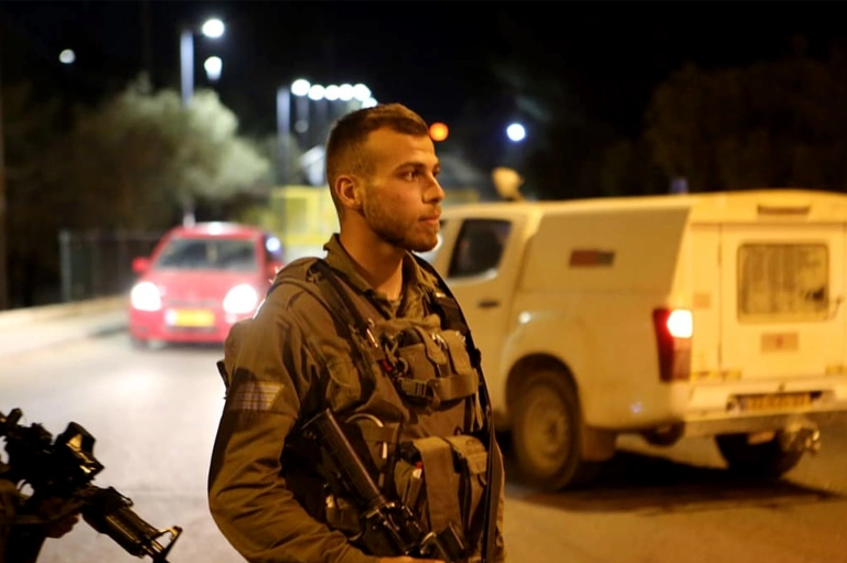 Filistinli'nin Canına Tak Etti: Bir Siyonist Yaralı