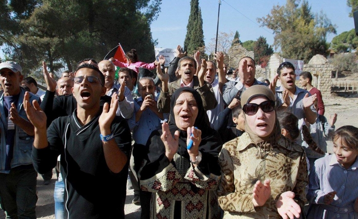 Filistinlilerden Evlerin Yıkılmasına karşı Büyük Protesto Gösterisi