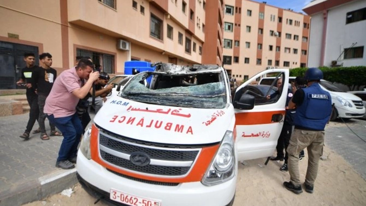 Gazze'de 28 Sağlık Personeli Şehit Oldu