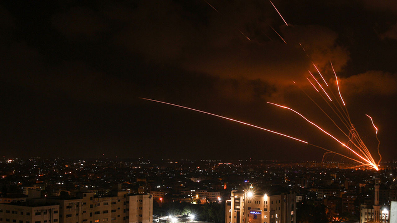 Gazze'den Siyonist Bölgelere Roket Yağmuru