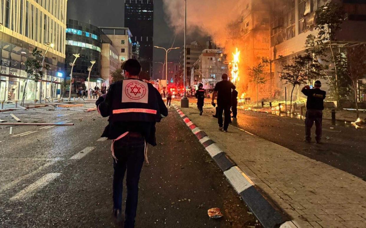 Hizbullah, Tel Aviv'i Vurdu