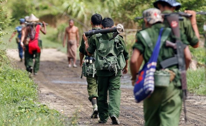 HRW Myanmar’a Yaptırım Talep Etti