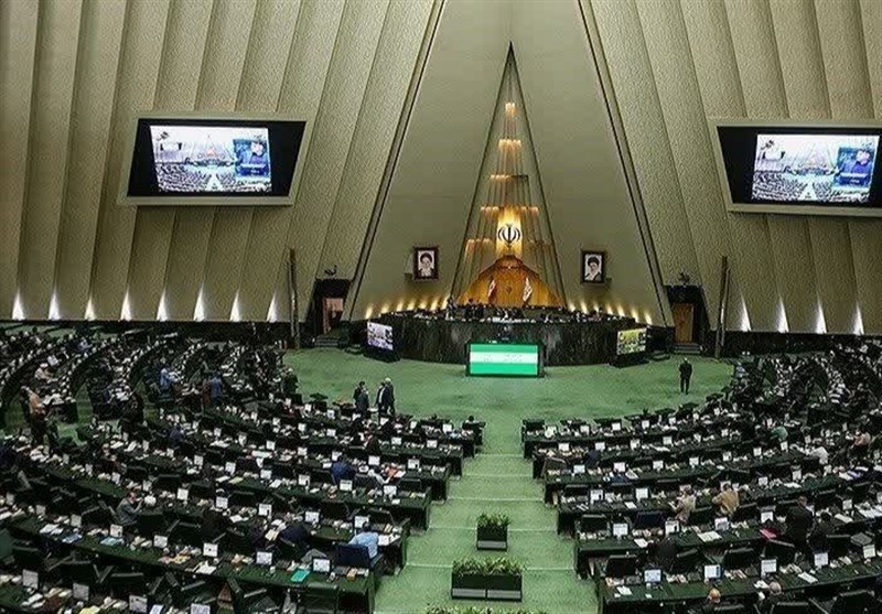 İran Meclisi, NPT’den Çekilmeyi Görüşüyor