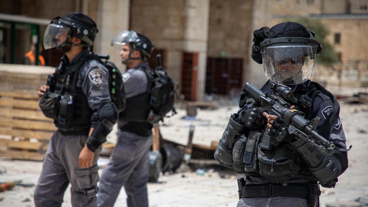 İşgalci İsrail Polisi Filistinli Genci Vurdu
