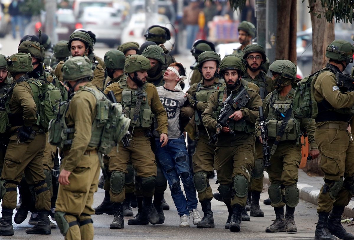 İsrail, 850 Çocuğu Tutukladı