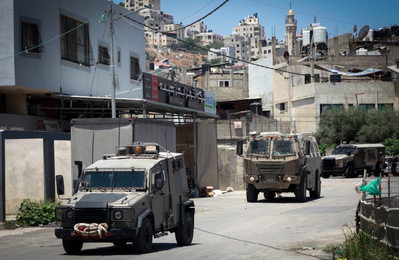 İsrail Batı Şeria'da Baskıyı Arttırdı