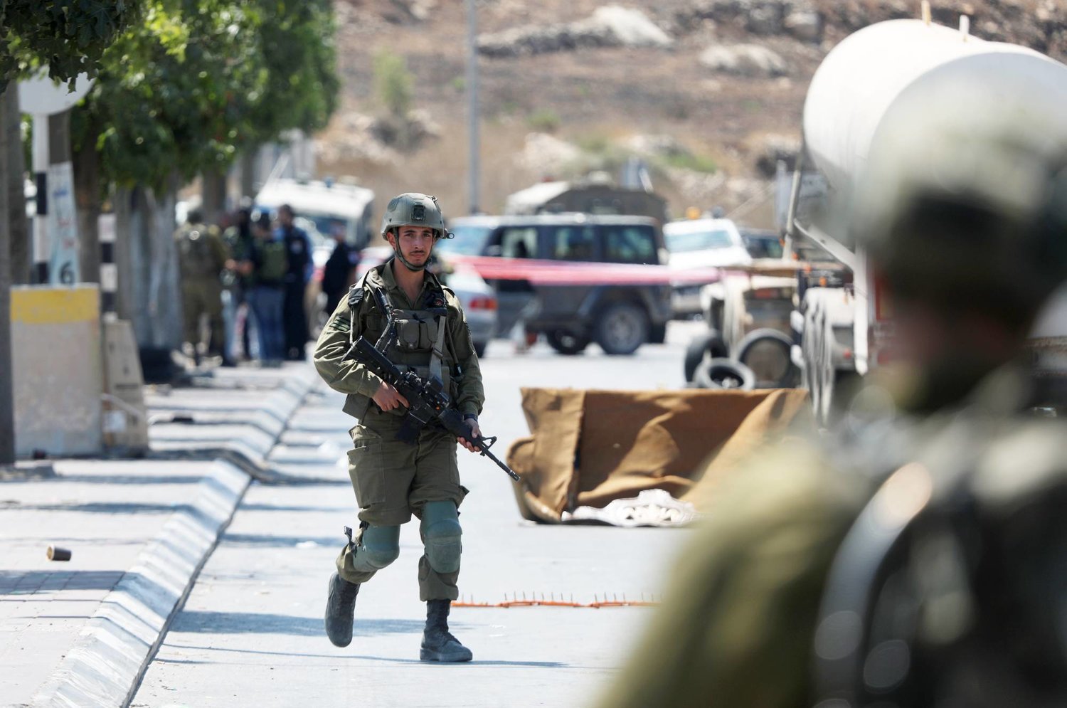 İsrail Batı Şeria'da Terör Estiriyor