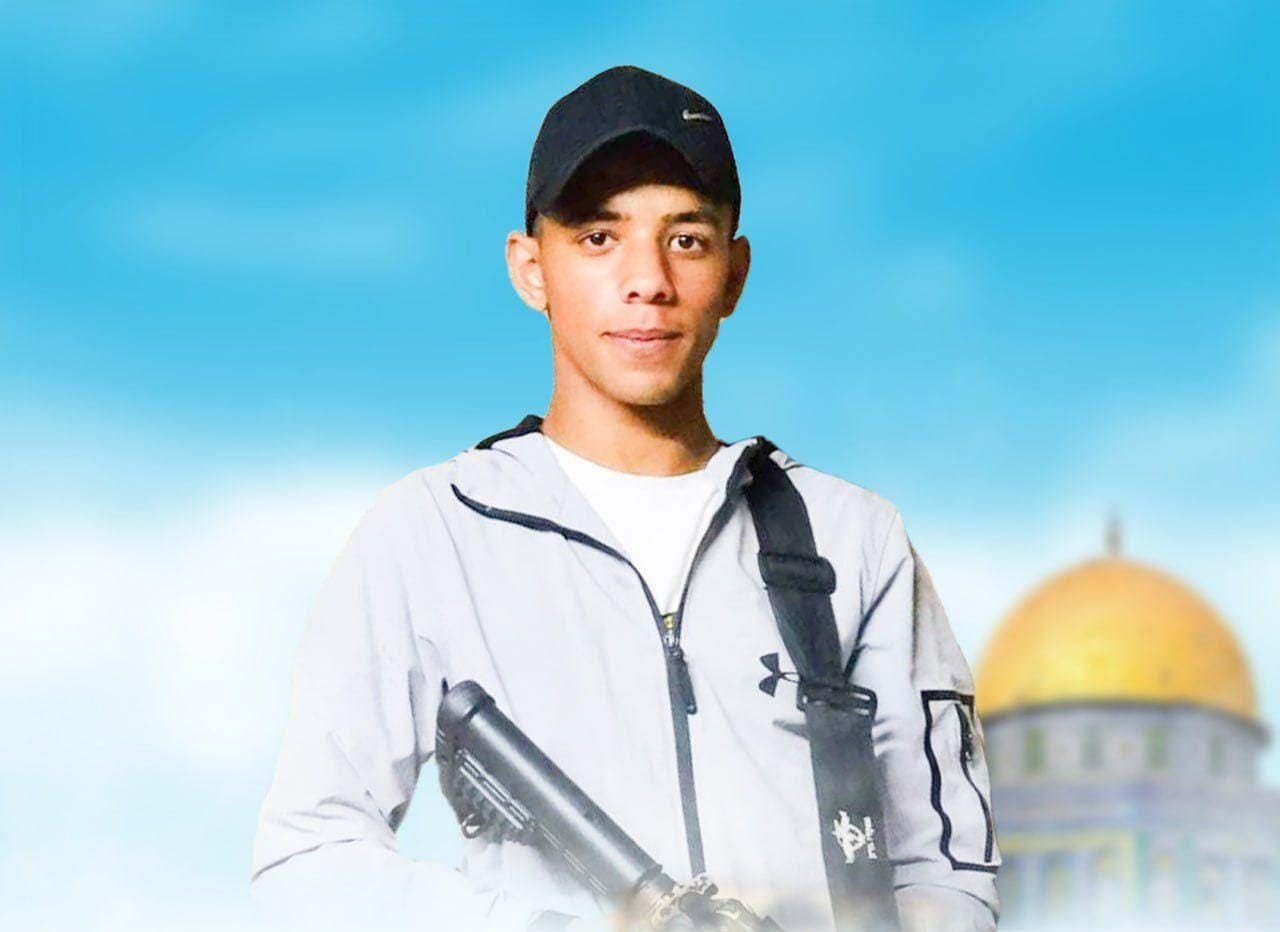 İsrail'den Baskın: Bir Genç Şehit!