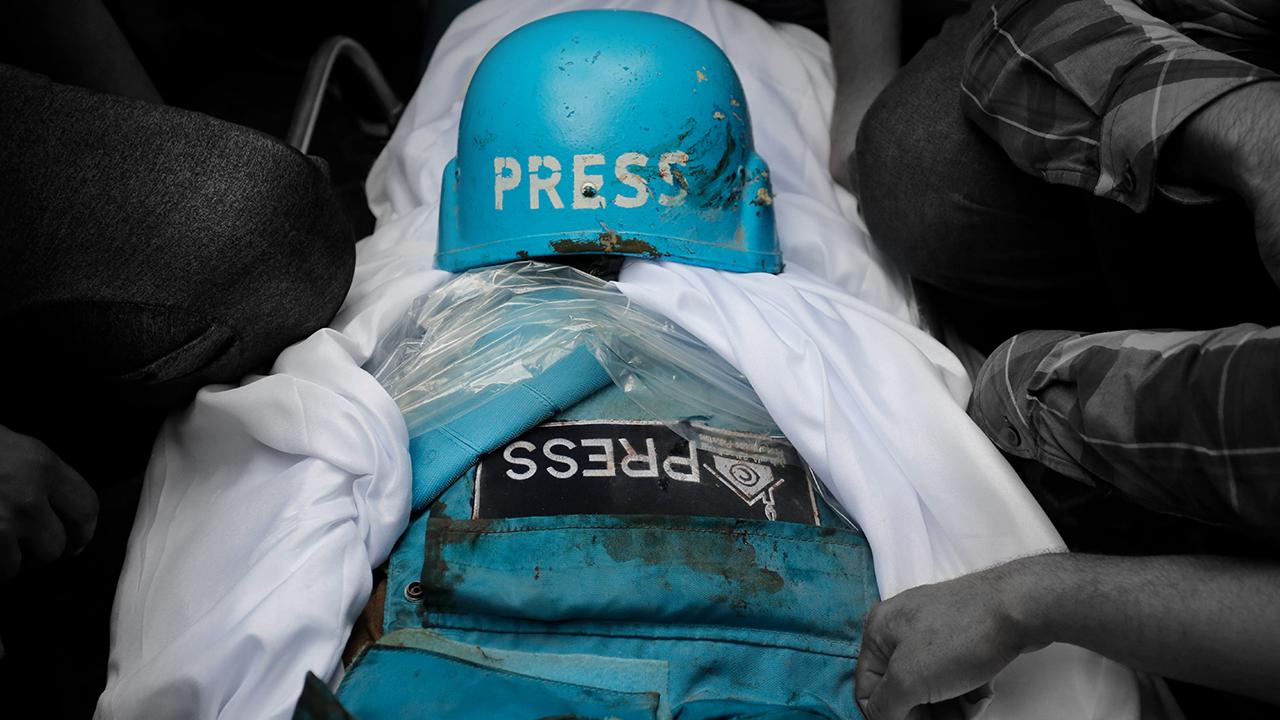 İsrail, Gazetecileri Öldürüyor