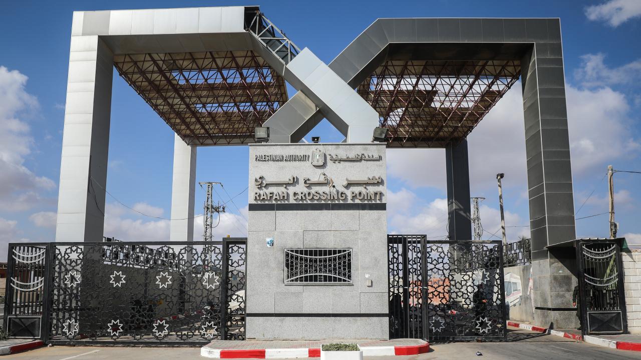 Kahire: İsrail, Refah Kapısını İşgal Edemez