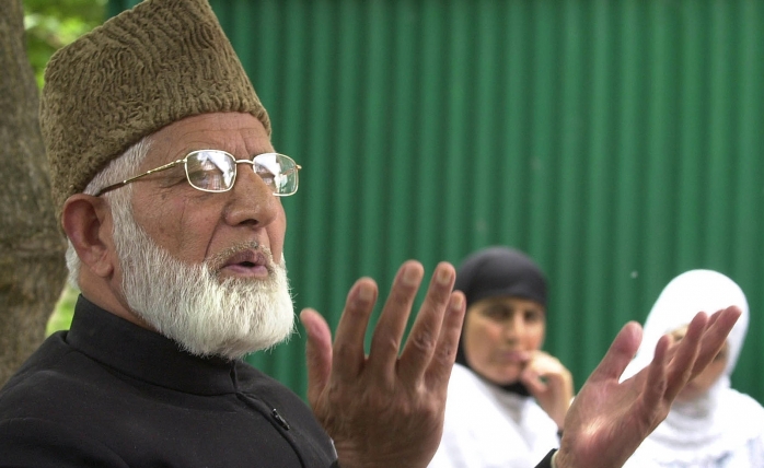 Keşmir'de Fanatik Hindular Eliyle Katliam Devam Ediyor