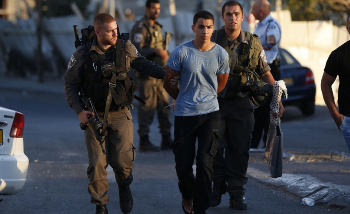 Kudüs’te Filistinli  Gençlere  Gözaltı 