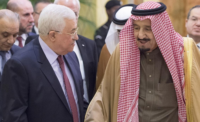 Mahmud Abbas'a Riyad'da İstifa Baskısı