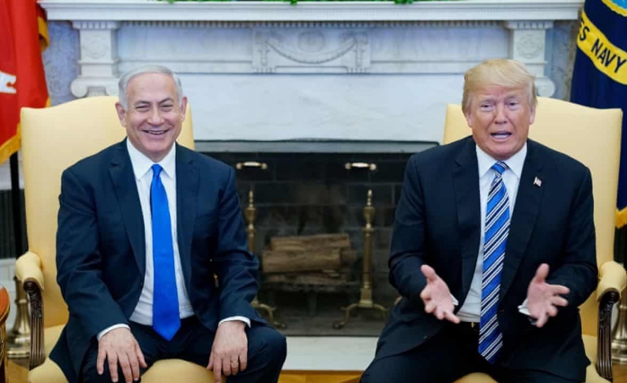Netanyahu'dan Trump'la Çekilmiş Fotoğraf Kurnazlığı