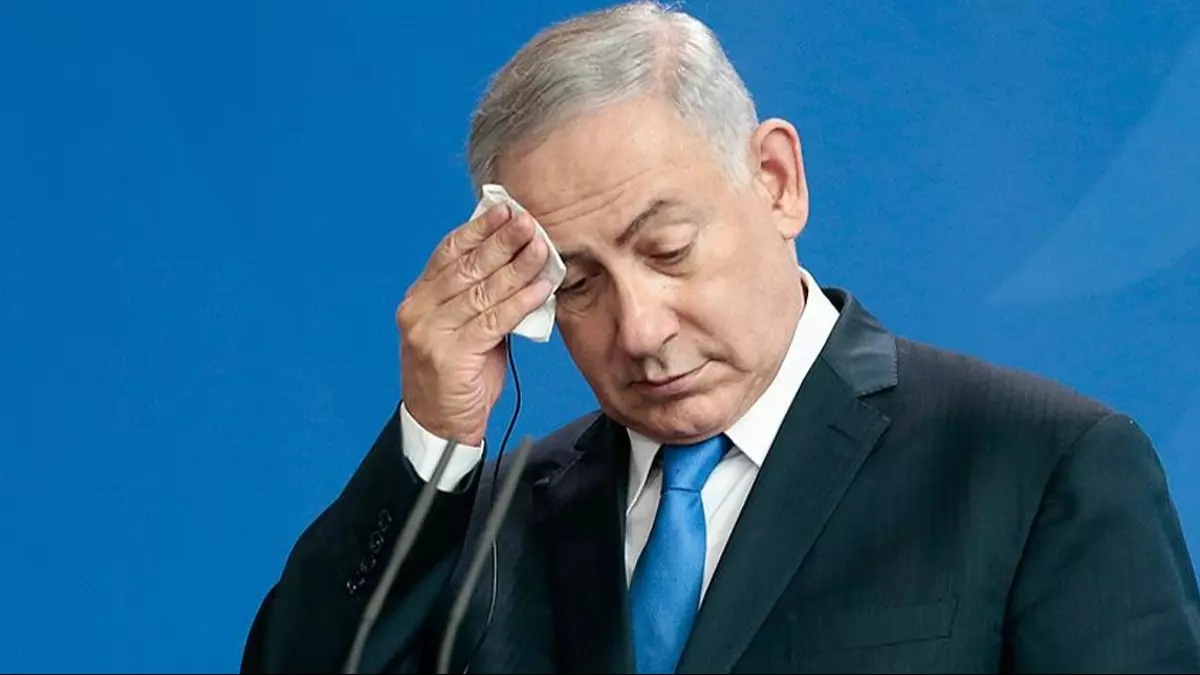 Netanyahu Ortaklarına Boyun Eğiyor