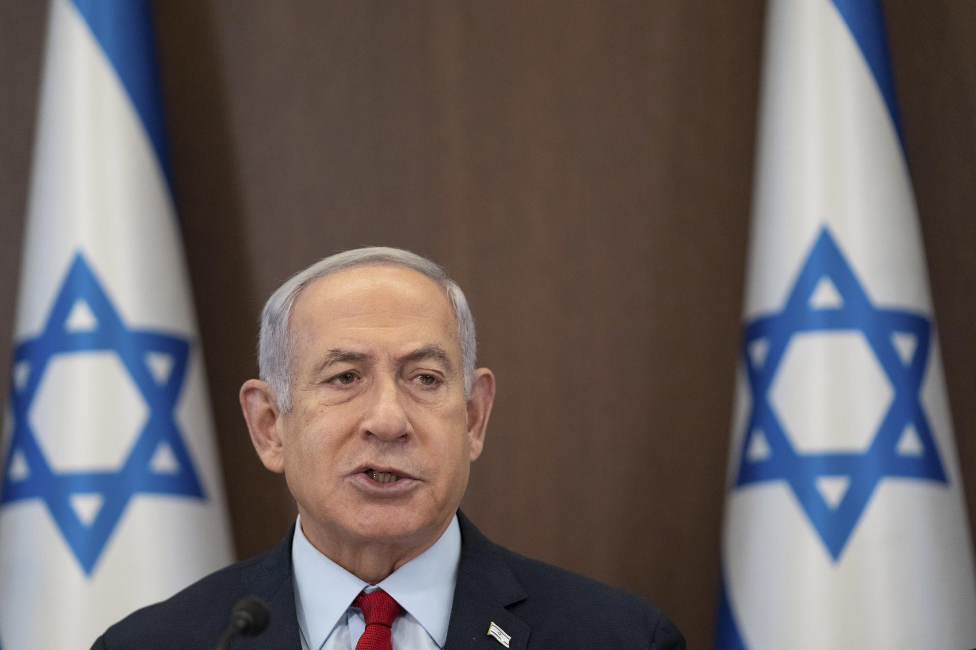 Netanyahu'ya İki Şok