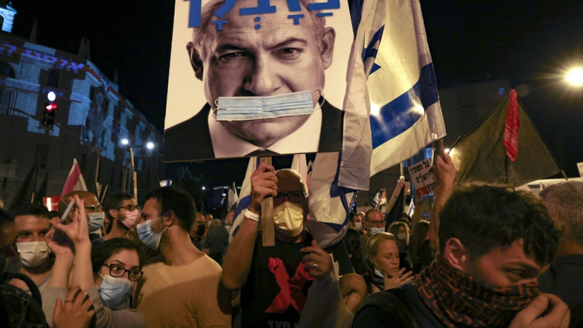 Netanyahu'ya Karşı İsyan Büyüyor