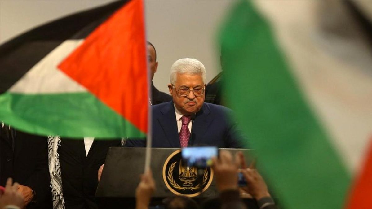 Arap Siyasetçi Abbas Hükümeti'ne Ateş Püskürdü