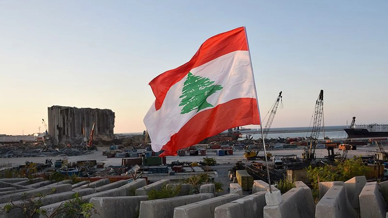 Savaşın Gölgesinde Lübnanlılar İç Reform İstiyor