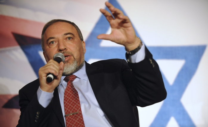 Siyonist Savaş Bakanı Lieberman'dan Direnişe Savaş Tehdidi