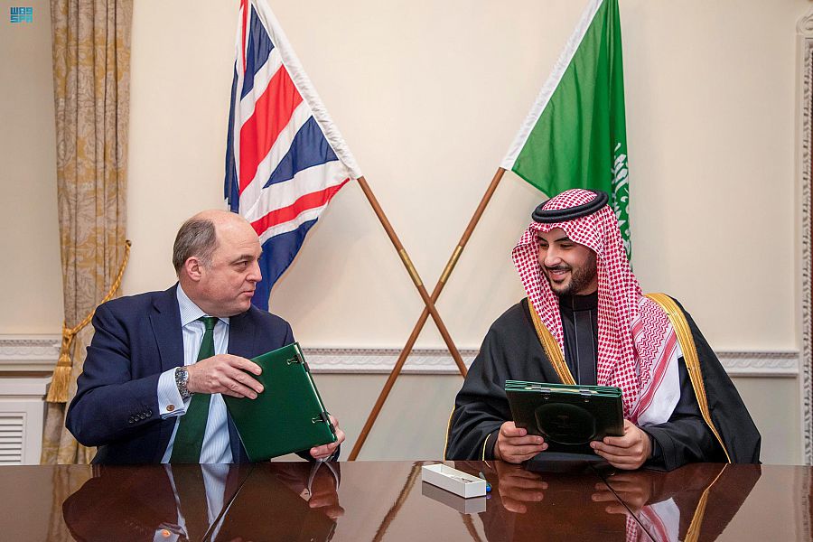 Suud-İngiltere Savunma İşbirliğini İmzaladı