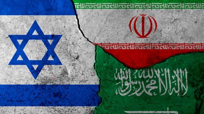 Suud-İran, İsrail'e İki Darbe İndirdi