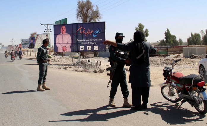 Taliban, Afgan Askerlerine Saldırdı