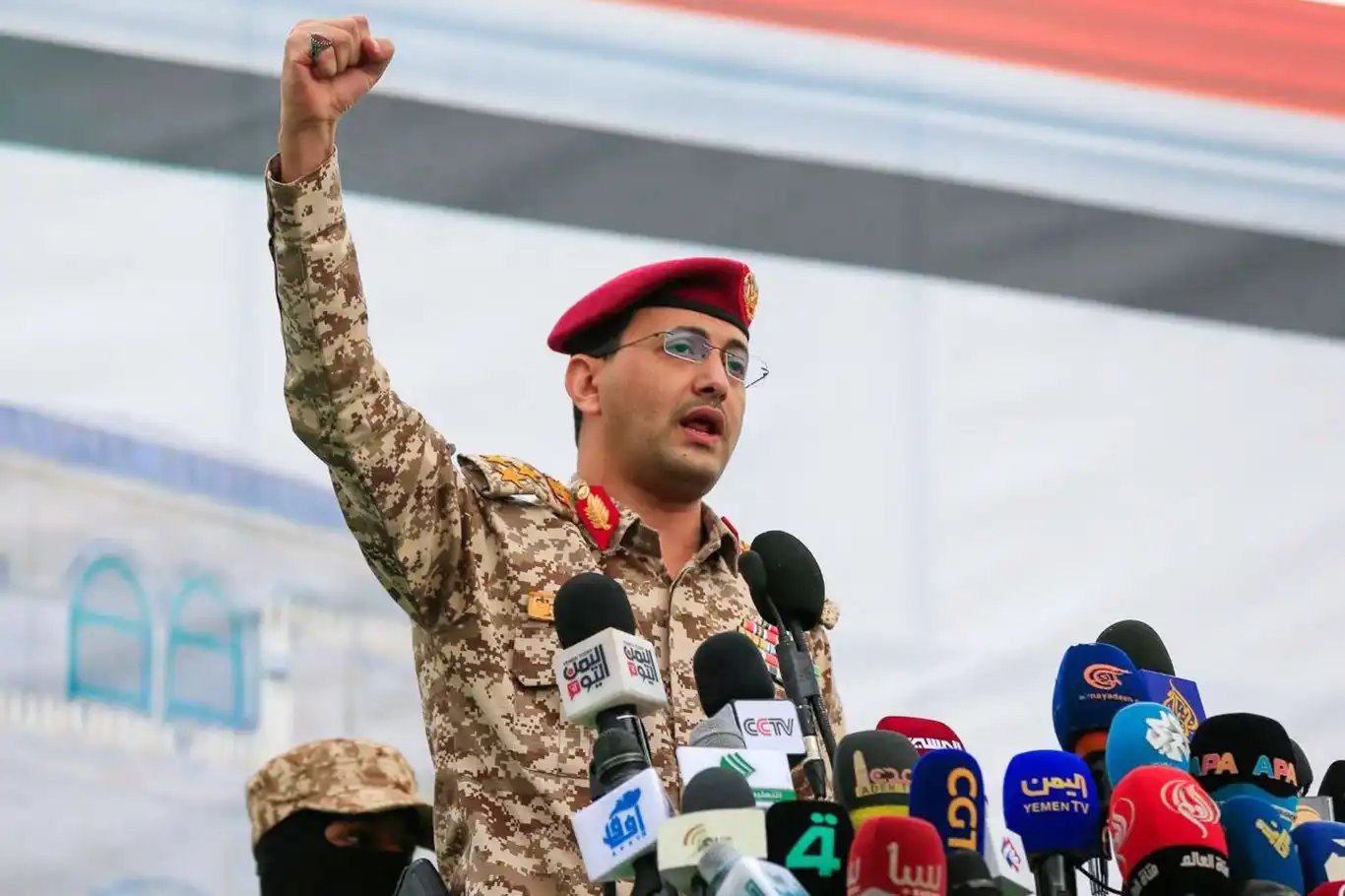 Yemen Dördünce Aşamaya Geçiyor: Denizden Yeni Baskı