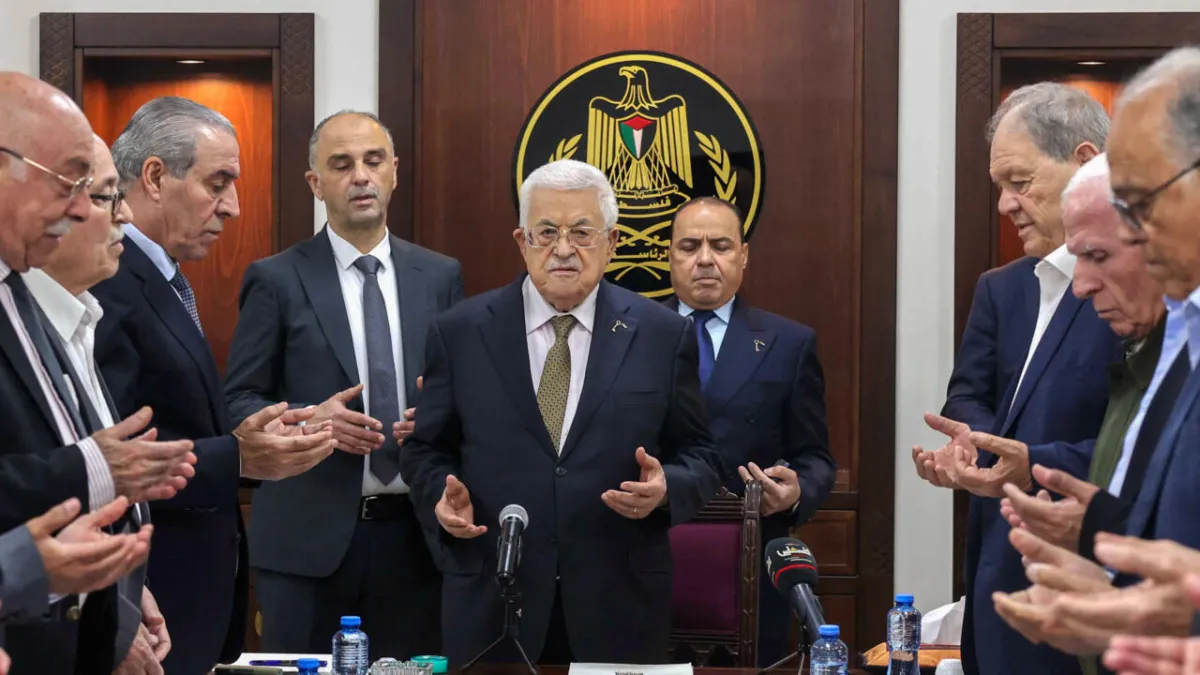 Filistin'in Kurtuluşu Abbas'ın Devrilmesiyle Başlar