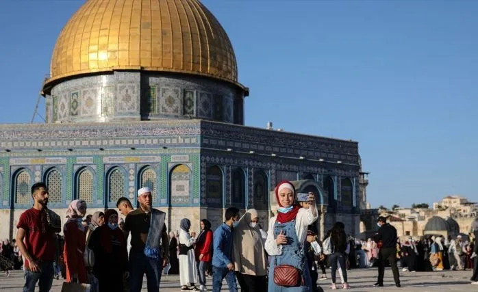 Gelsin Buyursun Müslüman Turistler