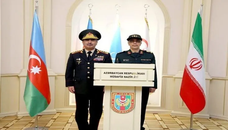 İran G.K. Başkanı, Azerbaycan Savunma Bakanı'yla Görüştü