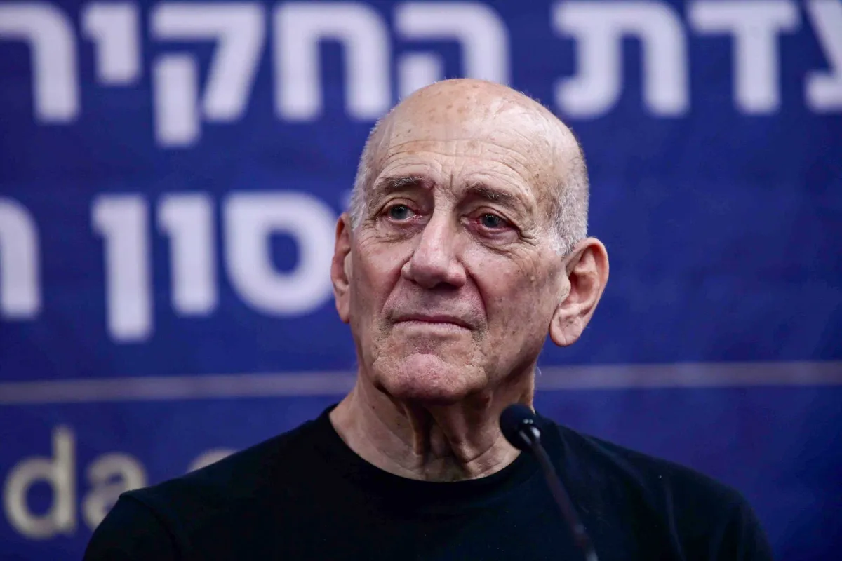 Eski İsrail Başbakanı'ndan Netanyahu'ya Ağır Sözler