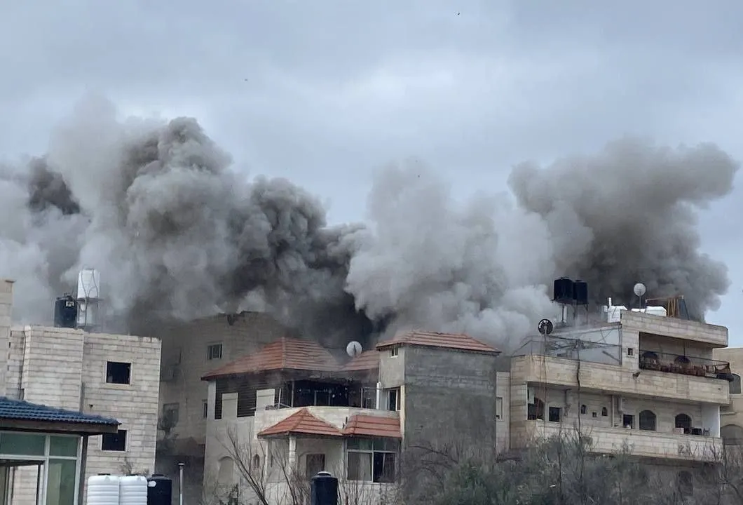 İsrail, Filistinli Şehidin Evini Bombaladı