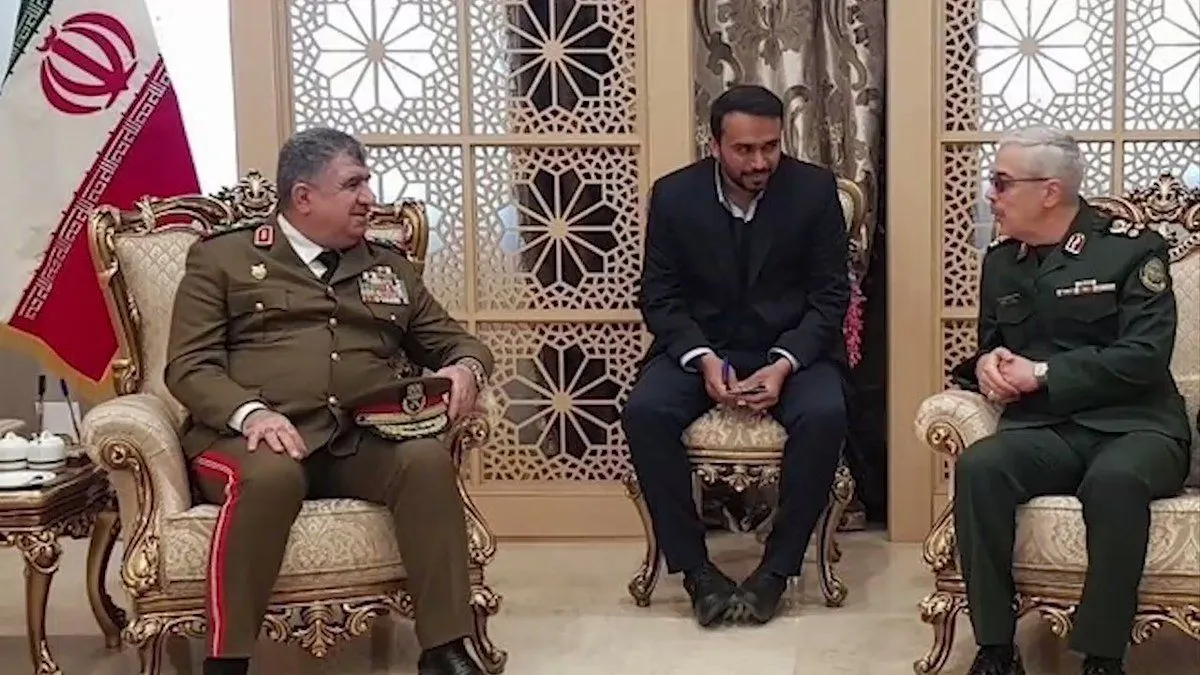 Suriye Savunma Bakanı Tahran'da