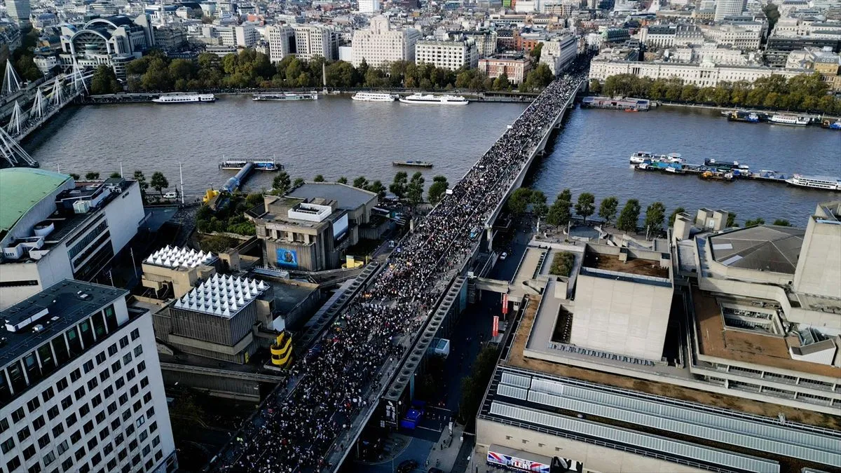Londra'daki Filistin Mitingi Bir Şeyleri Müjdeliyor