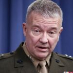 centcom-komutani-iran-tehdidi-suruyor-dedi.jpg