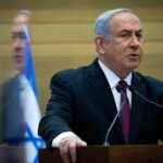 netanyahu-bahreyn-veliaht-prensi-yle-gorustu-10021.jpg