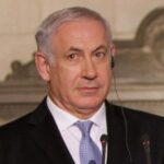 netanyahu-korumaya-aliniyor.jpg