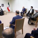 putin-in-hamaney-le-goruntusu-israil-i-rahatsiz-etti-9163.jpg