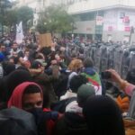 tunus-ta-sokaga-cikma-yasagi-protestoya-donustu.jpg
